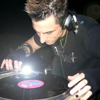 Ryle - Renegade by Eva Simons (Ryle Remix) (HIGH VOLUME)