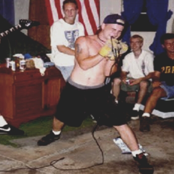 Ringworm - Life After The End Of The World (Bonus) (музыка из фильма Тайная жизнь домашних животных / The Secret Life of Pets)