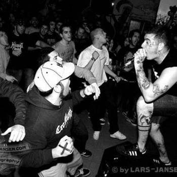 Ratt - Round And Round