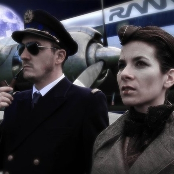 Royal Air Moon - quiet beauty