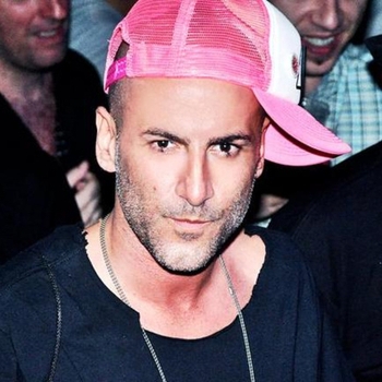 Артист Ricky L.