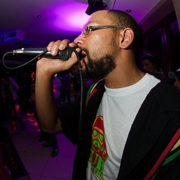 Rod Azlan - Jah Live