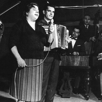 Romica Puceanu - Bate vîntul frunzele