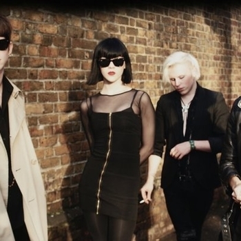 R O M A N C E - Picture Frame