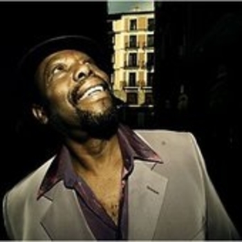 Артист Roy Ellis