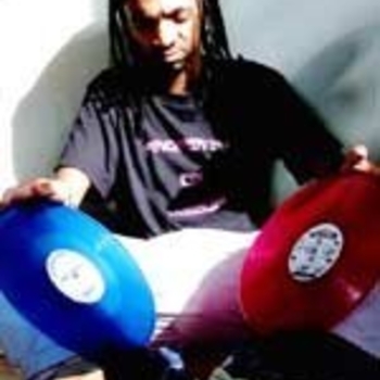 Ramilson Maia - Vanessa da Mata - Não me deixe só (Deeplick & Ramilson Maia Drum & Bass Remix)