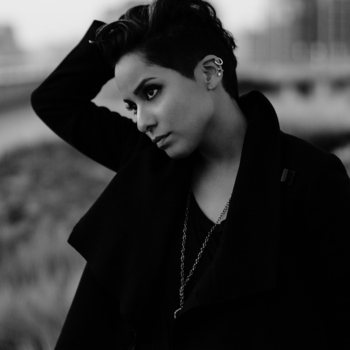 Vicci Martinez - Come Along