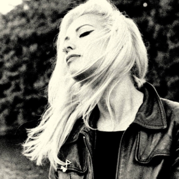 Vanessa Contenay-Quinones - Je Reviendrai