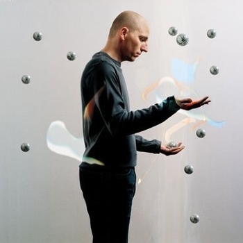 Variety Lab - London In The Rain