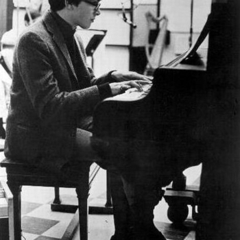 Flo Rida feat. Nelly Furtado - Jump