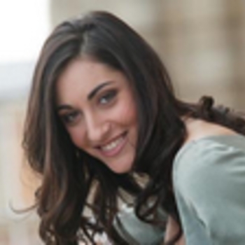 Victoria Petrosillo, Cathialine Andria - Personne n'est personne