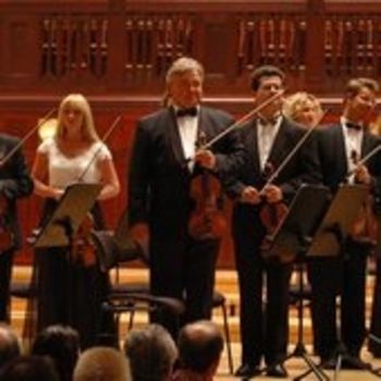 Virtuosi di Praga - Sinfonie No. 3 für Kammerorchester in D Major, D. 200: IV. Presto vivace