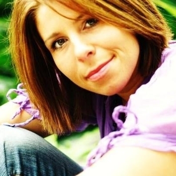 Vivian Buczek - Changing My Tune