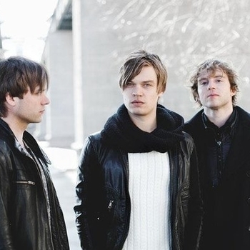 Viktor & The Blood - Boys Are In The City