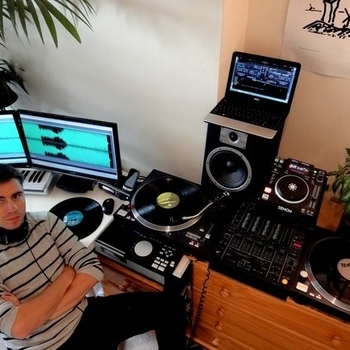 Vandera - Heart's rhythm (feat. Anastasia)