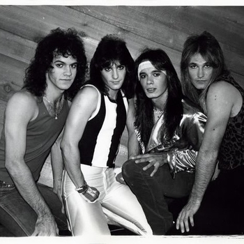 White Sister - Dancin' On Midnight