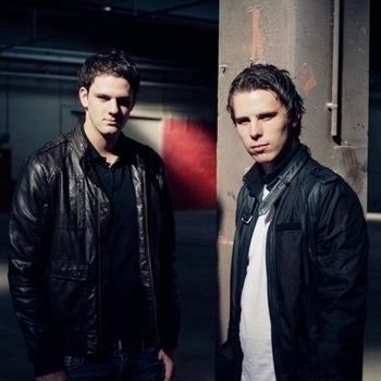 W&W feat. Ana Criado - Three OвЂ™Clock