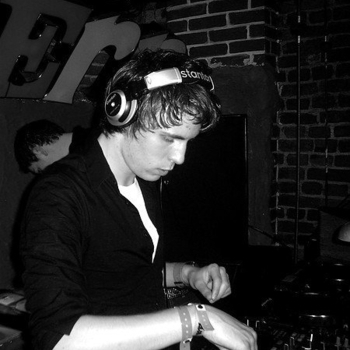 Willem Van Hanegem - Stab My Speaker (Chris De Seed Re-Work)