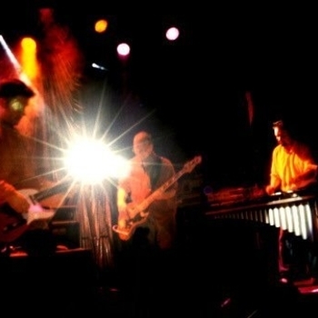 XL - Мен Казакпын-Я Казах (radio e