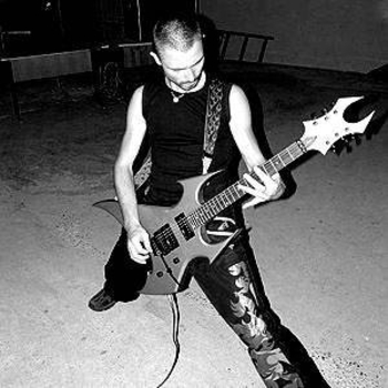 Артист Xcentric Noizz