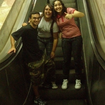 Heroine Diaries - Pretty Girls Make Me Cry (feat. Yesterday)