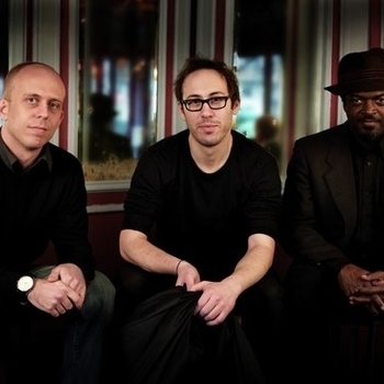 Yaron Herman Trio - White Rabbit Robot