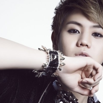 Yang Yoseop - Caffeine (Feat. Junhyung) [B2ST]