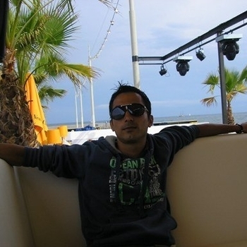 Yodis - While Angels Pass