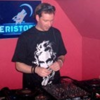 Yohanne Simon - Facha Part 1