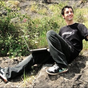 Yenk - Desde Lejos (Original Mix)