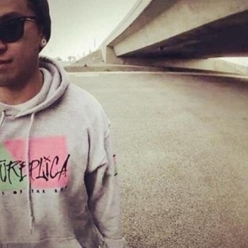 Zooly - Shake That Ass