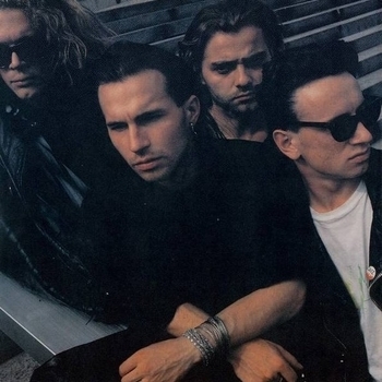 Ziyo - Poza Tym Miejscem