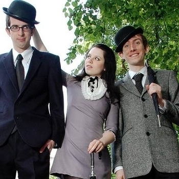 Zoey Van Goey - Sweethearts In Disguise