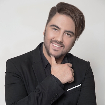 Артист Олег Шаумаров