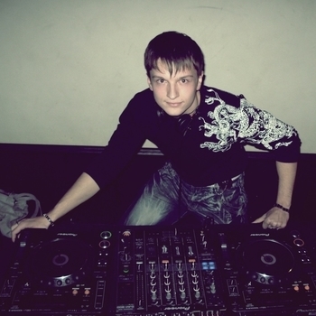 DJ Kupidon - Track 02 Voice Of Russia VOl. 14 (2012)