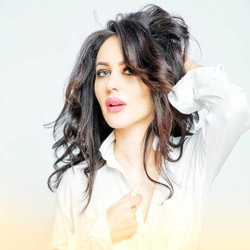 Руслана Собиева - Люблю тебя (Минус)