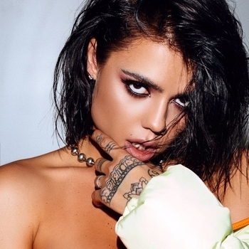 KolyaOlya and Jillzay, Скриптонит, 104, Truwer, Cheenah - Бар ''2 лесбухи'' (2017)