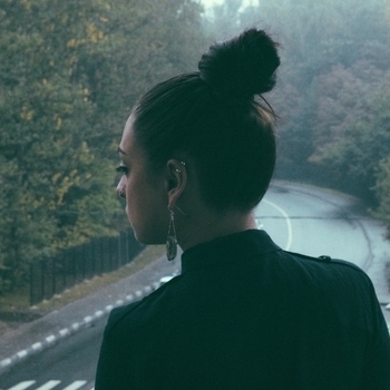 Aviv - Lihvot Hanuka