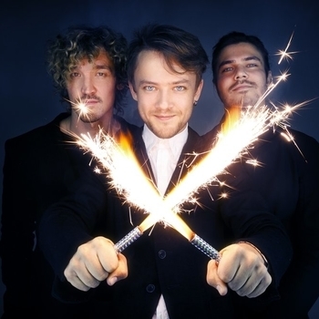 Jukebox Trio and DJ Groove - Бит и бас