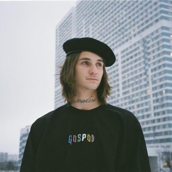 Вайс & 044 ROSE - Mandolina (feat. 044 ROSE)