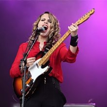 Anna Calvi - Eden (Hunted Version)