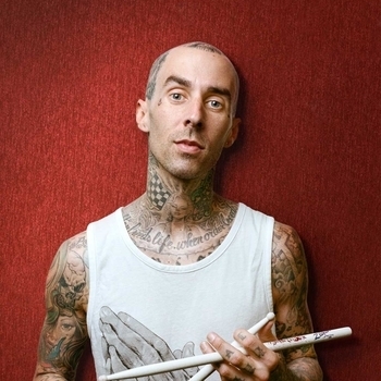 Артист Travis Barker (Трэвис Баркер)