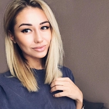 Лера Козлова - Тает снег