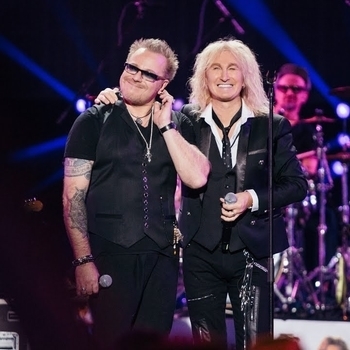 Александр Иванов и Владимир Пресняков) - Зурбаган (Дуэты 2015)