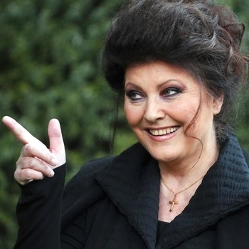 Артист Claudia Mori (Клаудия Мори)