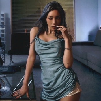 Taeyeon feat Key - Hate that... (Single 2021)