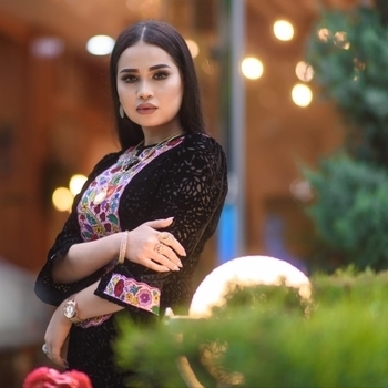 Amalia Gulmyradowa feat Timur Orun - Men Yaraly (2020)