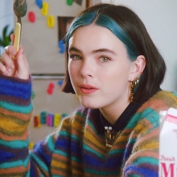 Benee and Gus Dapperton - Supalonely