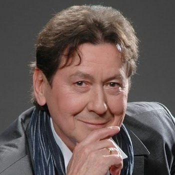 Артист Альберт Асадуллин