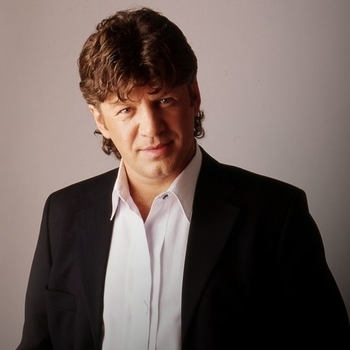 Артист Феликс Царикати